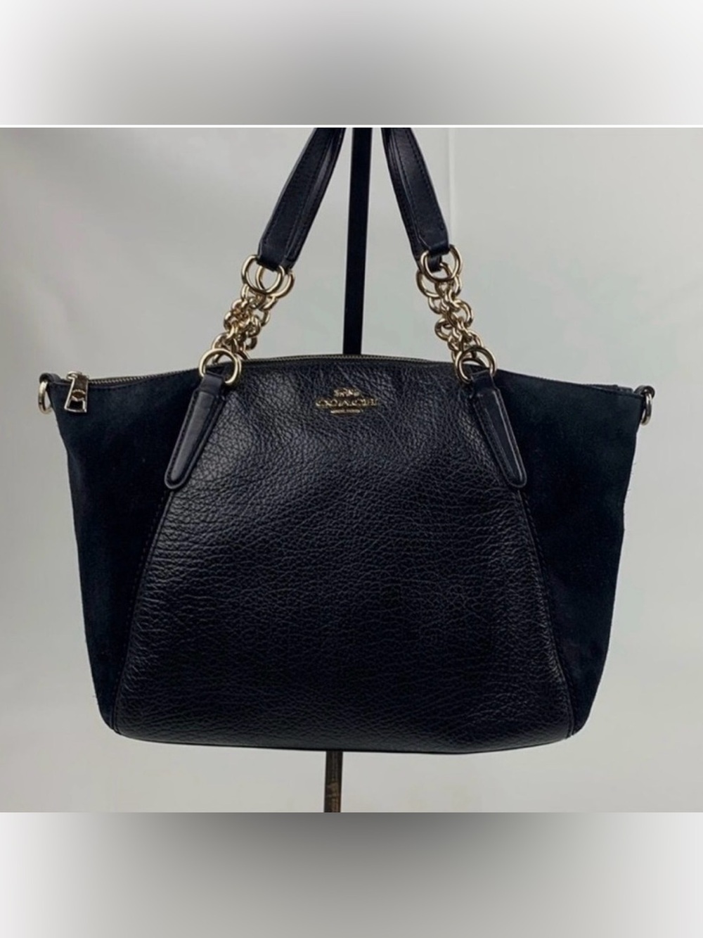 Coach Black Leather & Suede Chain-Handle Shoulder bag EUC